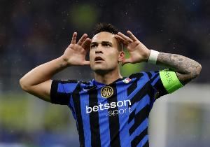 劳塔罗:感谢所有到场支持我们的球迷 我性格严肃但该笑时会笑