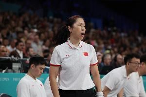 郑薇：要求队员认真对待争取一场比一场好 现在看达到预期效果